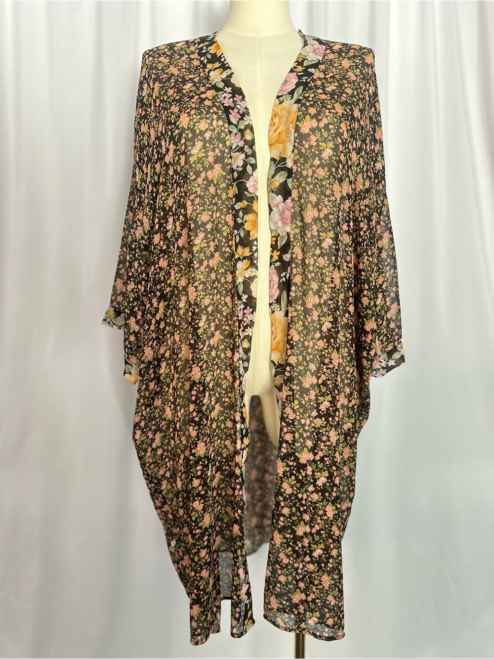American Eagle Floral Open Front Kimono Cardigan | Medium | Boho Duster(1398) - Picture 8 of 12
